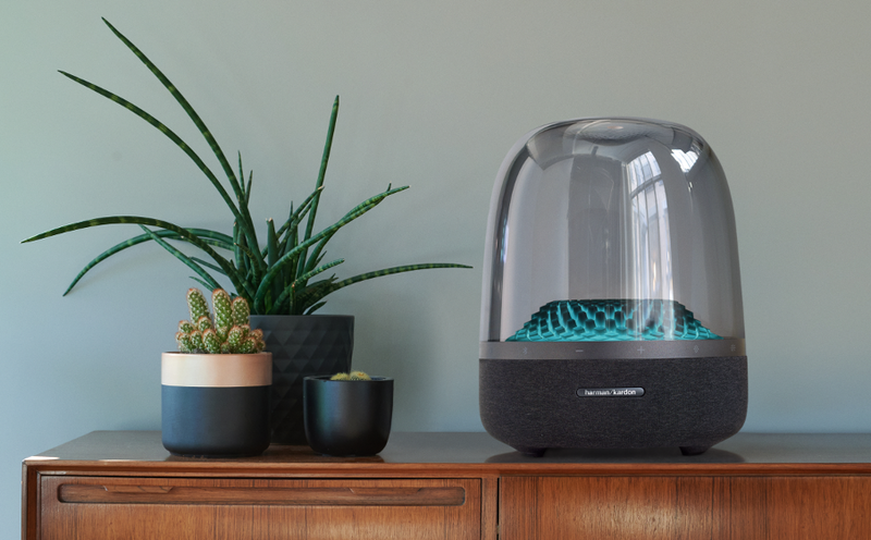 HK_AURA_STUDIO_4_LIFESTYLE_01_904x560px